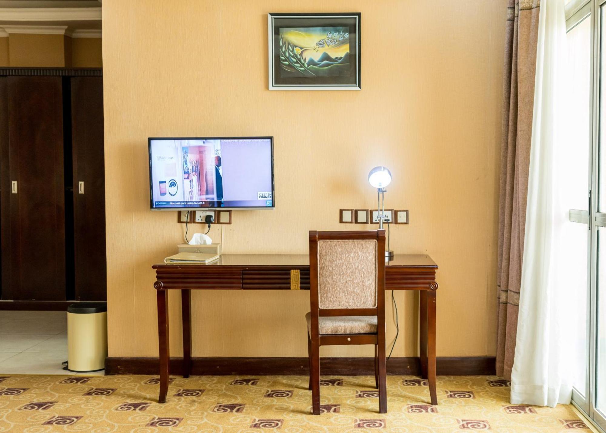 Lemigo Hotel キガリ エクステリア 写真